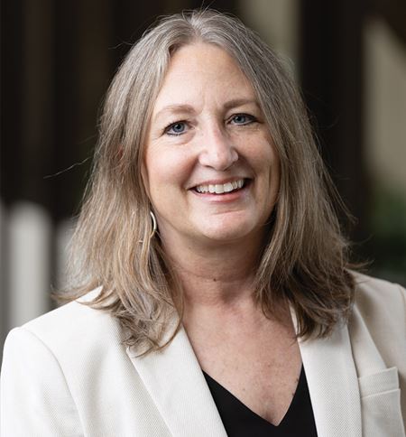 sara buggs headshot inside